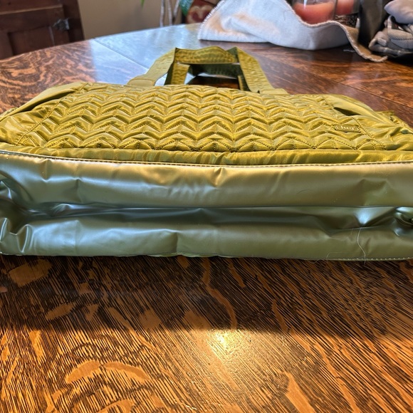 Lug Caboose Carry All - Picture 3 of 8